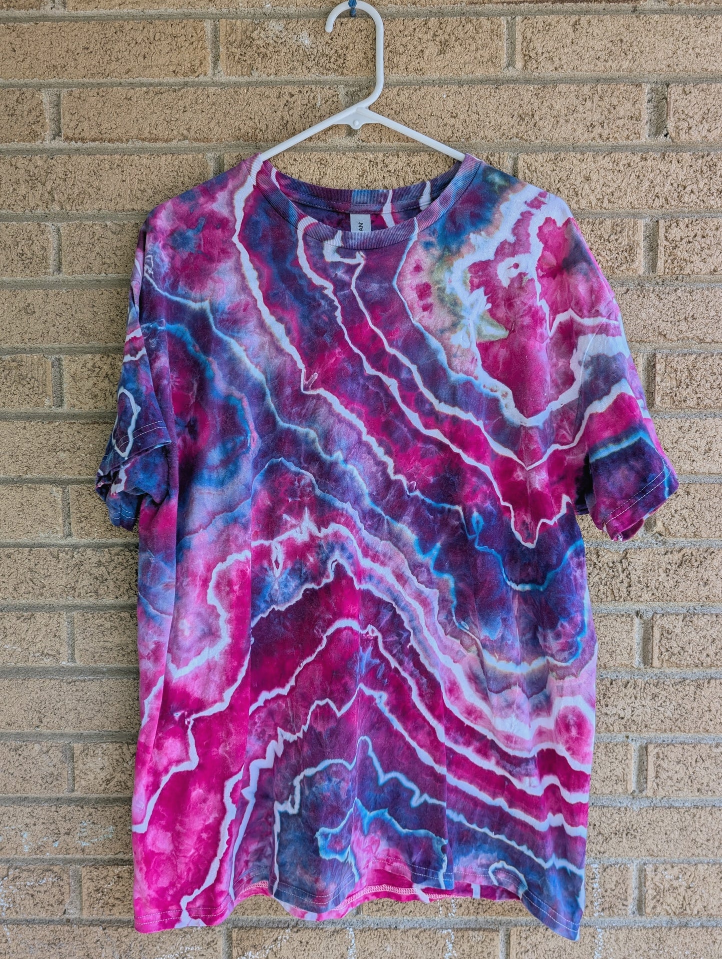 Extra Large Unisex Geode T-Shirt