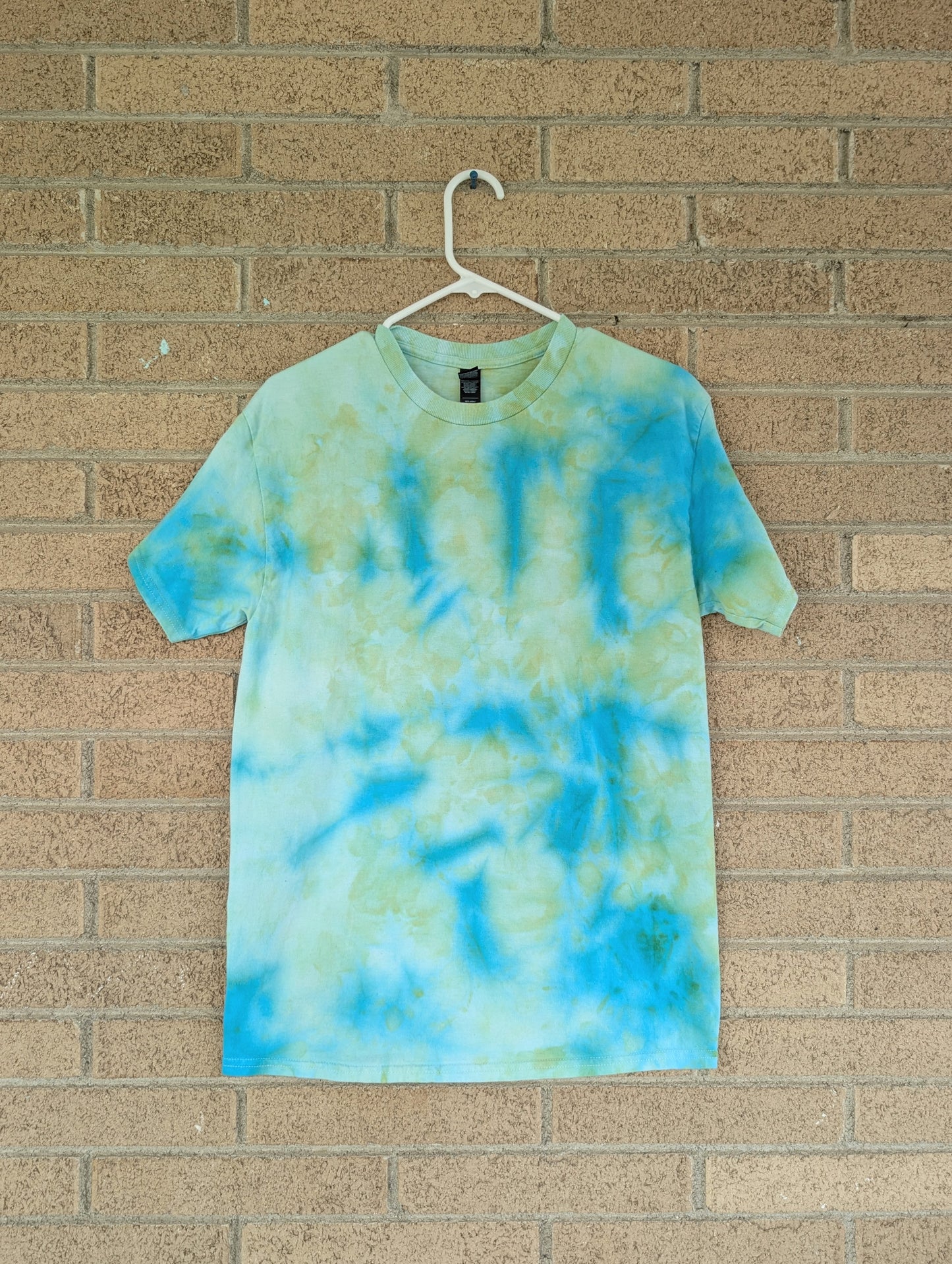 Medium Unisex Iced Dyed T-Shirt