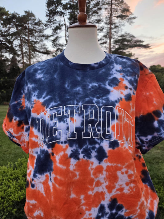 3XL Unisex Detroit T-Shirt with Embroidery