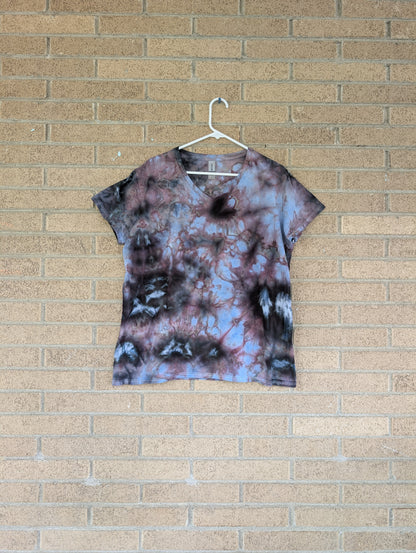 XLarge Women's V-Neck Shirt